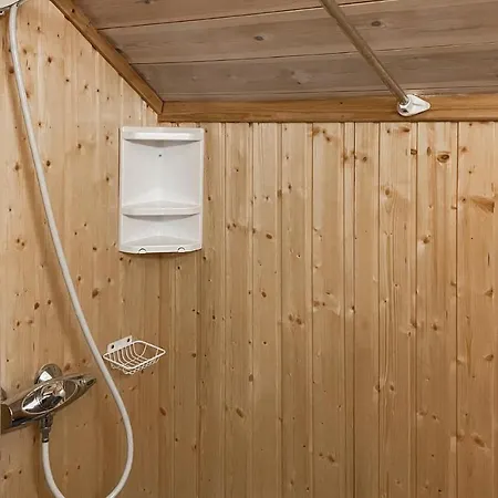 3 Bedroom Cozy In *
