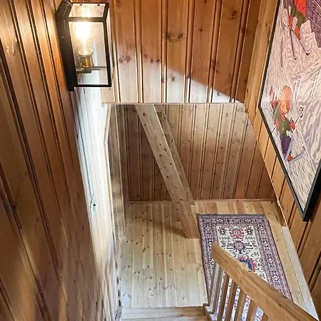 3 Bedroom Cozy In * Øyer